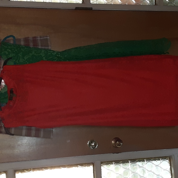 Set of two women's cocktail dresses green and red. XL - Picture 5 of 7